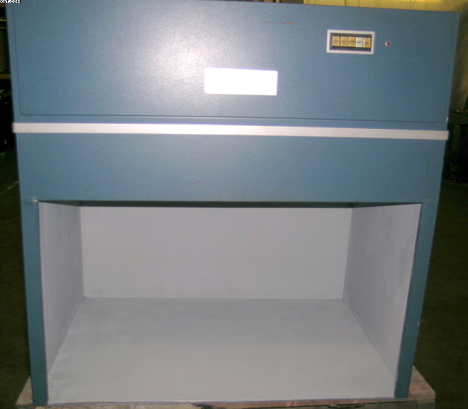 MACBETH Model SPL-75B Inspection Light Booth,